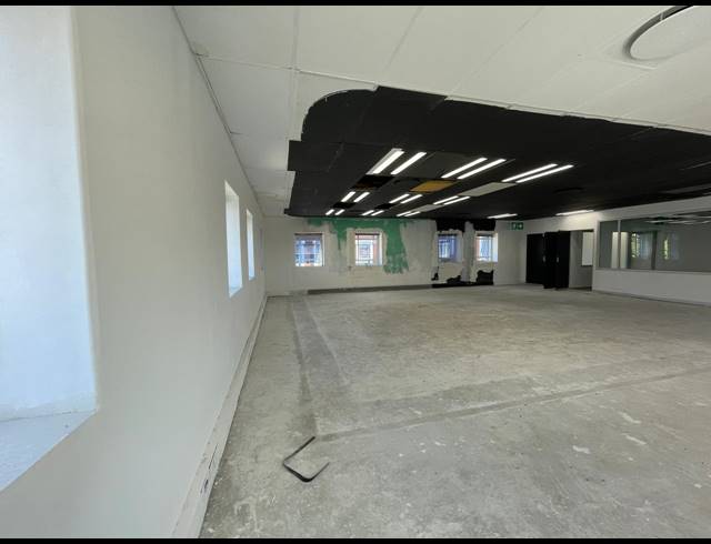 205.60M² OFFICE TO LET IN RIVONIA